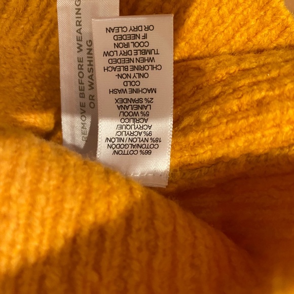 Yellow/orange cardigan - Picture 6 of 7